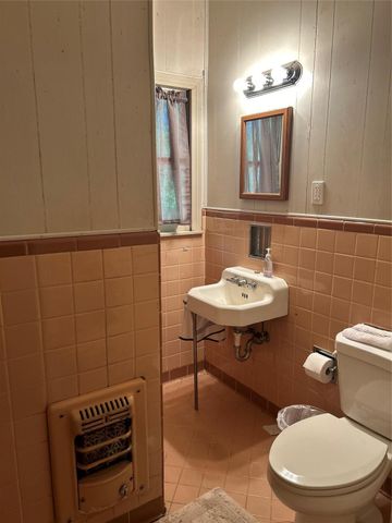 1738 Lamar Avenue, Paris, TX 75460