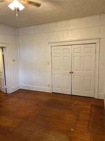 1738 Lamar Avenue, Paris, TX 75460