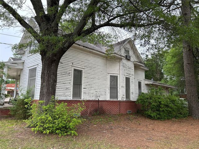 1738 Lamar Avenue, Paris, TX 75460