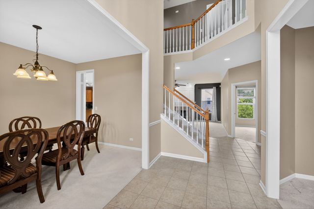 321 Parker Place, Oswego, IL 60543