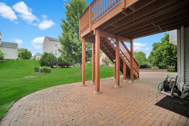 321 Parker Place, Oswego, IL 60543