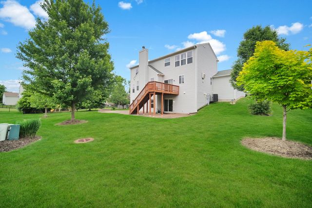 321 Parker Place, Oswego, IL 60543
