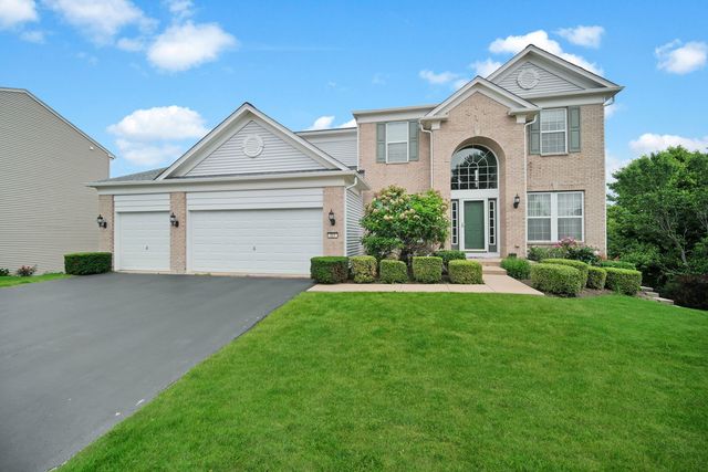 321 Parker Place, Oswego, IL 60543