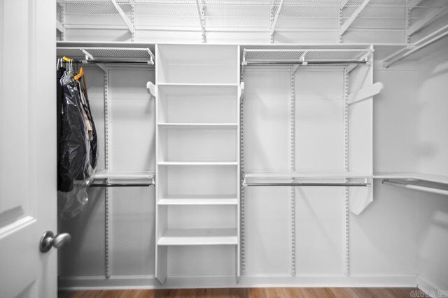 283 Lake Valley Drive, Maumelle, AR 72113