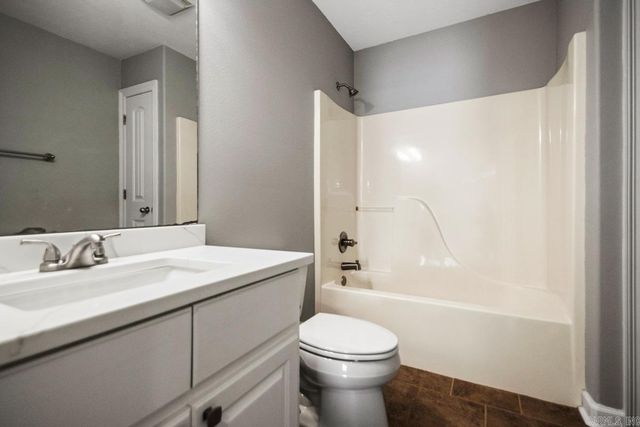 283 Lake Valley Drive, Maumelle, AR 72113