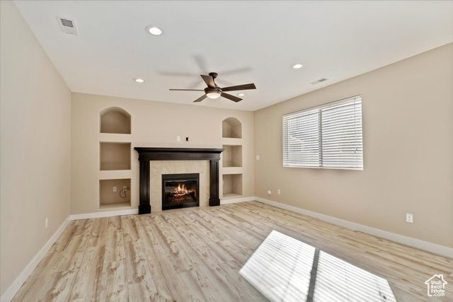 1072 W STONEHAVEN DR, North Salt Lake, UT 84054