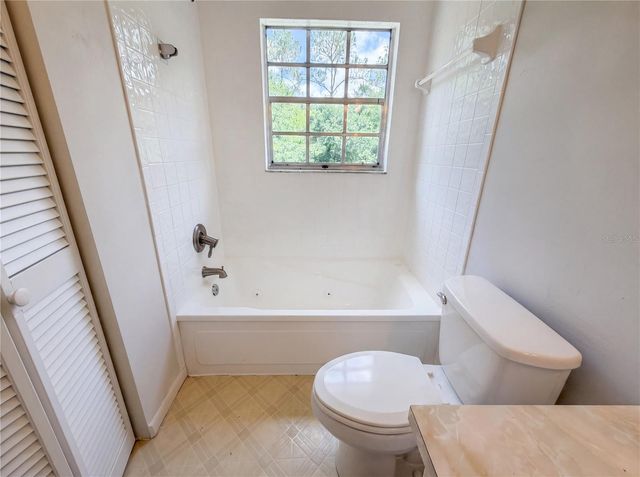 2534 VICTARRA CIRCLE, Lutz, FL 33559
