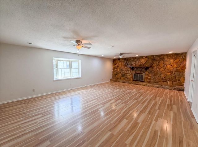 2534 VICTARRA CIRCLE, Lutz, FL 33559