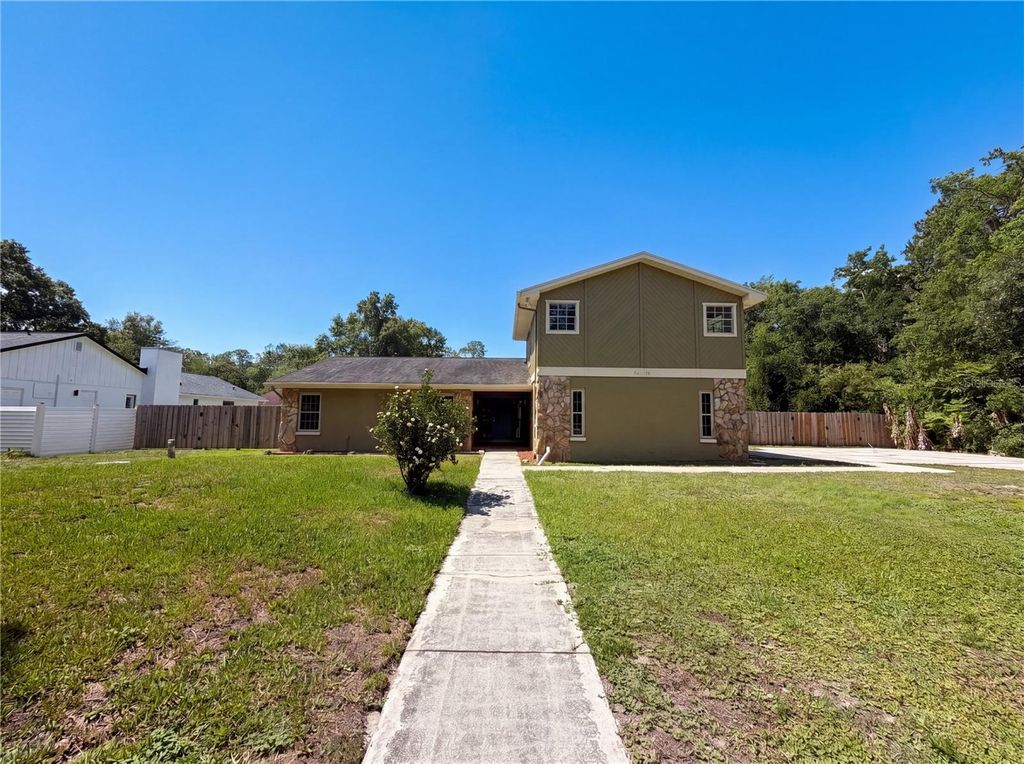 2534 VICTARRA CIRCLE, Lutz, FL 33559