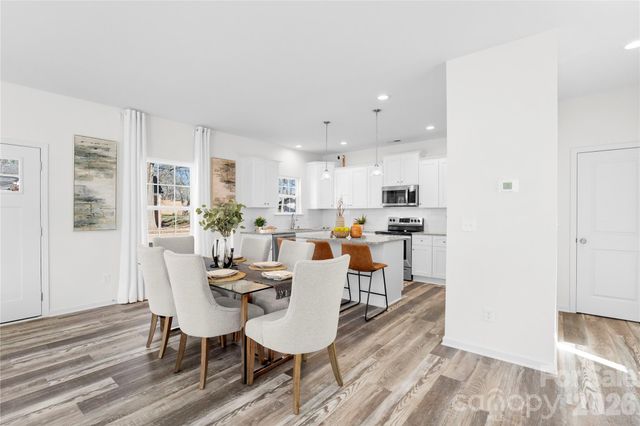 6717 Brushwood Drive, Charlotte, NC 28262