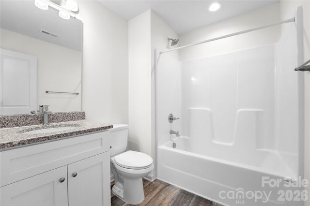 6717 Brushwood Drive, Charlotte, NC 28262