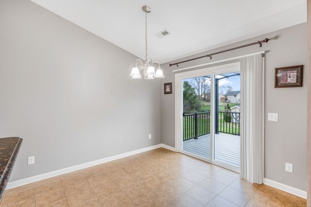 6005 Pine Ridge Street, Johnston, IA 50131