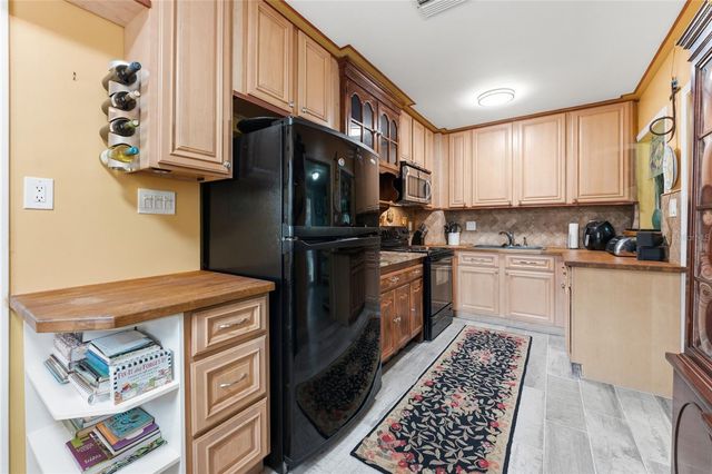 7003 N 13TH STREET, Tampa, FL 33604