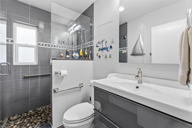 7003 N 13TH STREET, Tampa, FL 33604