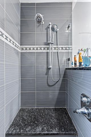 7003 N 13TH STREET, Tampa, FL 33604