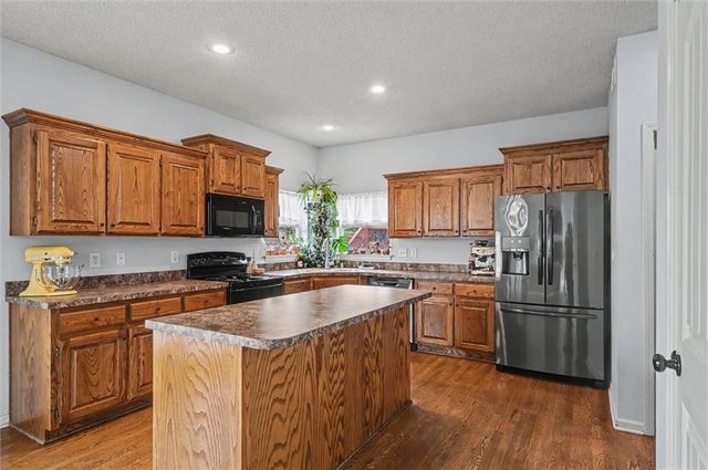 12542 S Belford Street, Olathe, KS 66061
