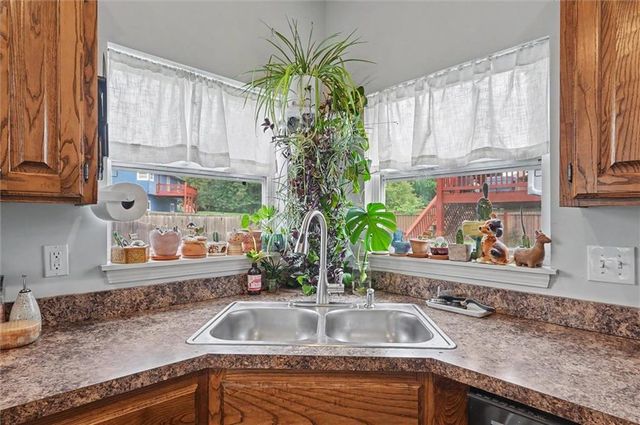 12542 S Belford Street, Olathe, KS 66061