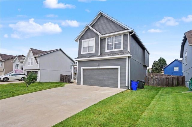 12542 S Belford Street, Olathe, KS 66061