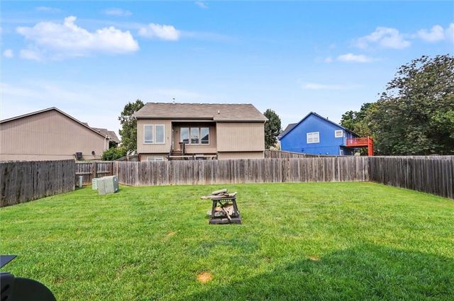 12542 S Belford Street, Olathe, KS 66061