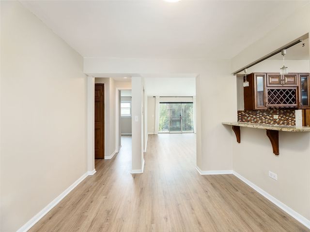 6587 N Northwest Highway 1A, Chicago, IL 60631