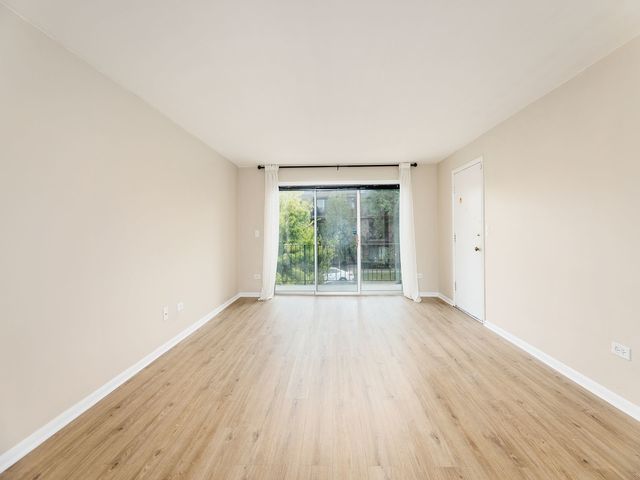 6587 N Northwest Highway 1A, Chicago, IL 60631