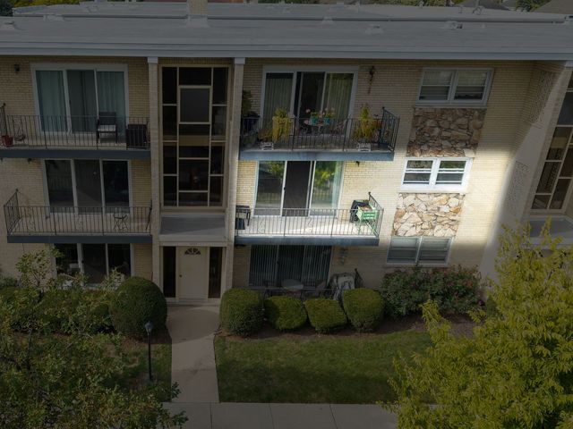 6587 N Northwest Highway 1A, Chicago, IL 60631