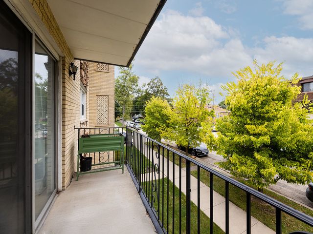 6587 N Northwest Highway 1A, Chicago, IL 60631