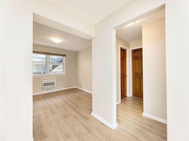 6587 N Northwest Highway 1A, Chicago, IL 60631