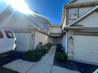 1908 Grove Avenue, Schaumburg, IL 60193