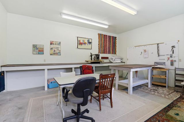 7905 S Ramona Rd, Spokane, WA 99224