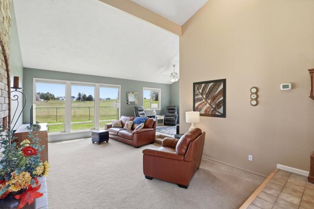 7905 S Ramona Rd, Spokane, WA 99224