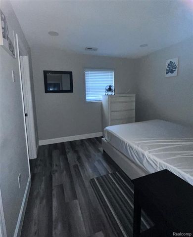 3236 Rio Vista Street, Commerce Twp, MI 48382