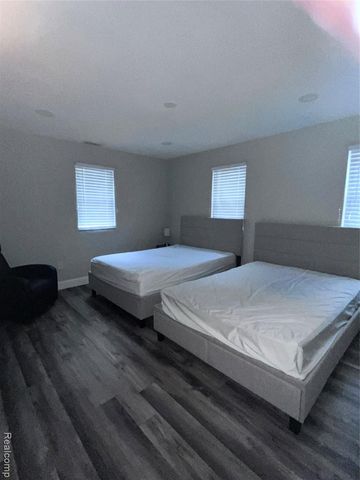 3236 Rio Vista Street, Commerce Twp, MI 48382