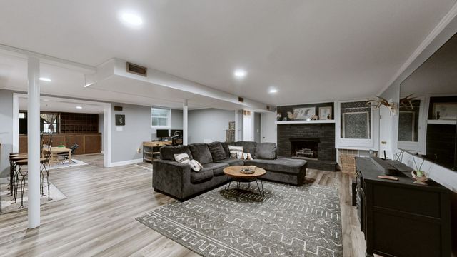 216 Roberta Dr, Hendersonville, TN 37075