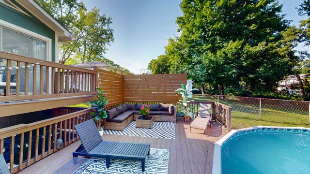 216 Roberta Dr, Hendersonville, TN 37075