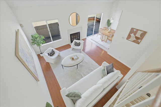 542 White Fir Dr, San Leandro, CA 94577