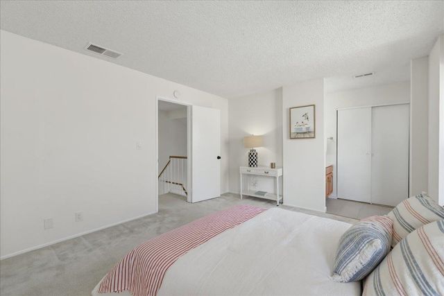 542 White Fir Dr, San Leandro, CA 94577