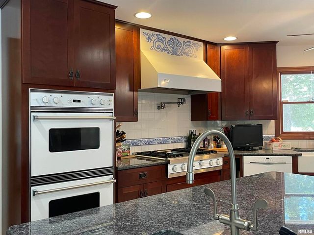 2479 NEW ERA Road, Murphysboro, IL 62966