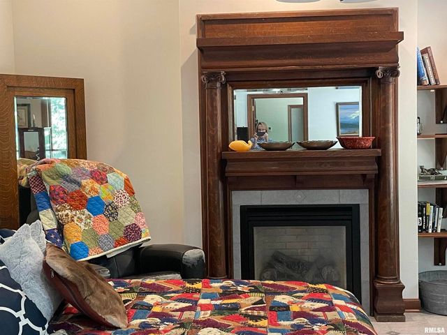 2479 NEW ERA Road, Murphysboro, IL 62966