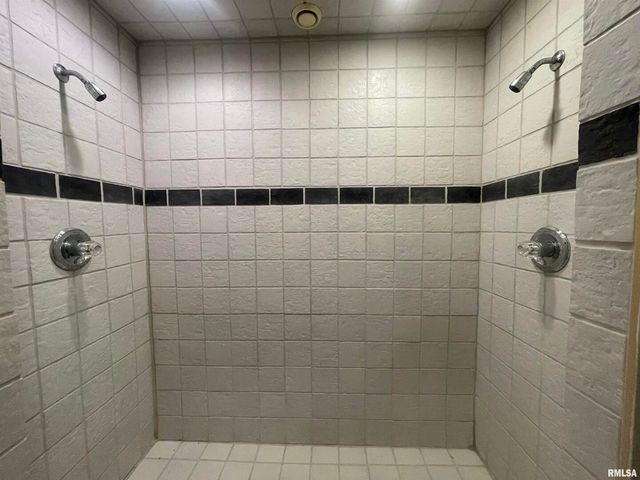 2479 NEW ERA Road, Murphysboro, IL 62966