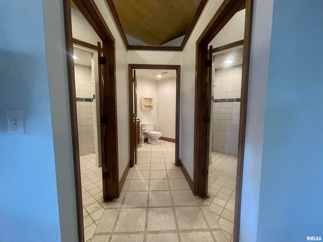 2479 NEW ERA Road, Murphysboro, IL 62966