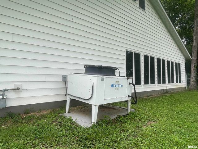 2479 NEW ERA Road, Murphysboro, IL 62966