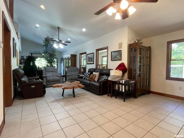 2479 NEW ERA Road, Murphysboro, IL 62966