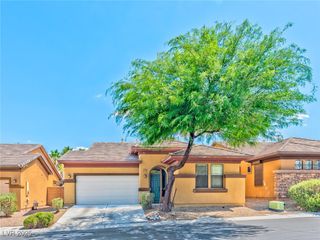 9109 Fusion Drive, Las Vegas, NV 89129