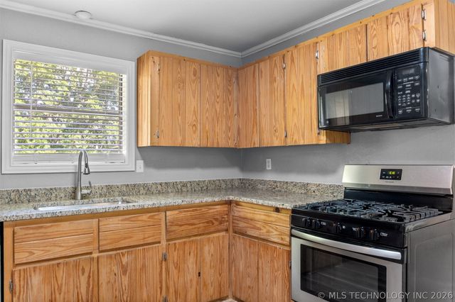 410 S Arkansas, Caddo, OK 74729