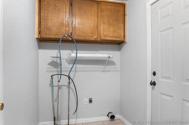 410 S Arkansas, Caddo, OK 74729