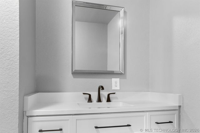 410 S Arkansas, Caddo, OK 74729