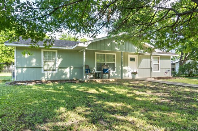 410 S Arkansas, Caddo, OK 74729
