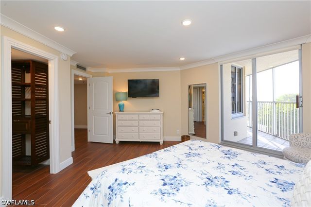 4041 Gulf Shore BLVD N 305, Naples, FL 34103