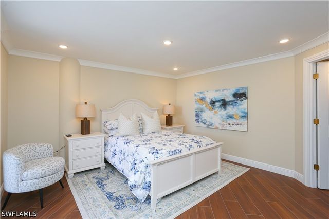 4041 Gulf Shore BLVD N 305, Naples, FL 34103